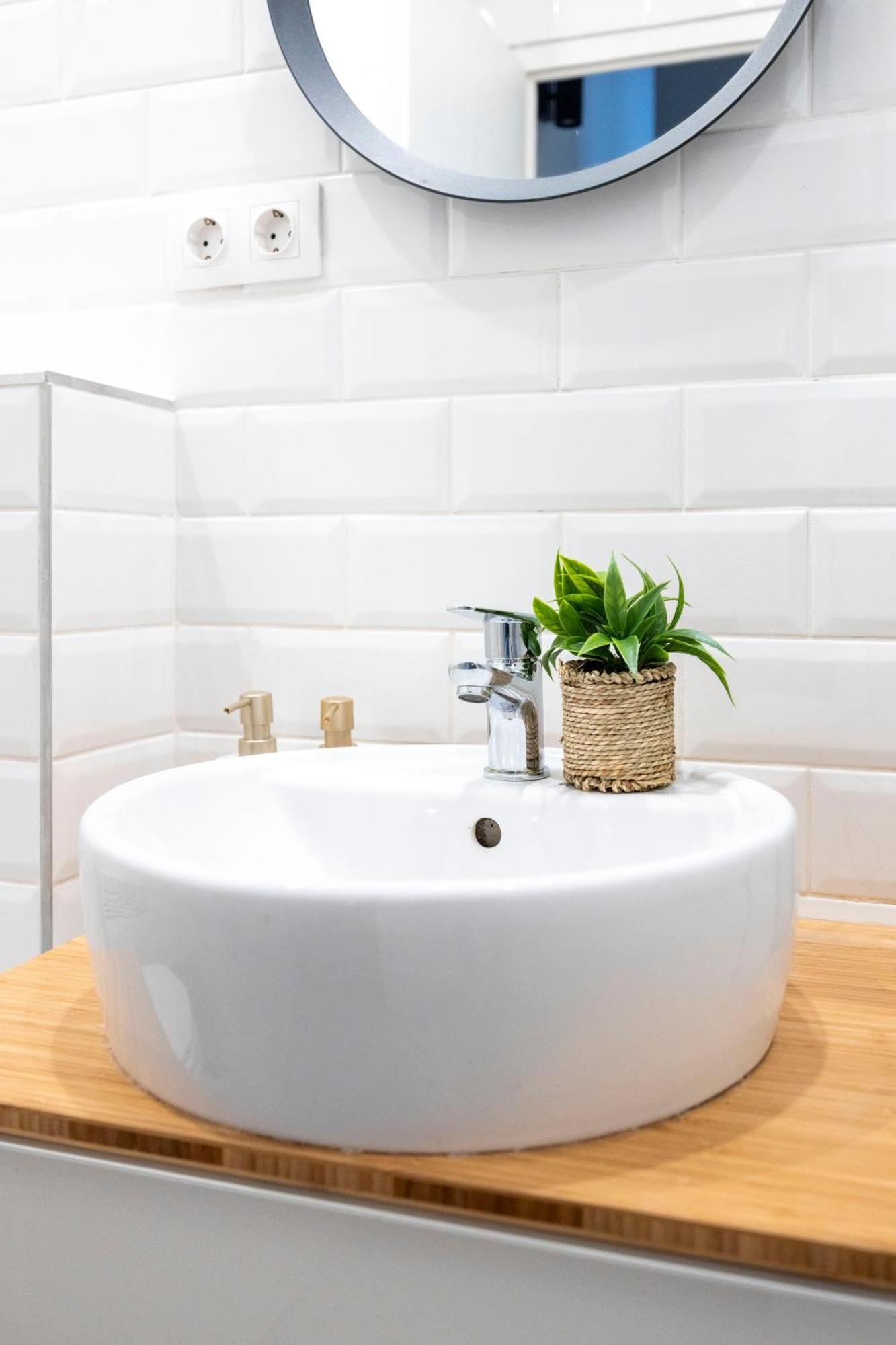 Charming & Cozy Central 1Bedrm Suites Budapest Ngoại thất bức ảnh