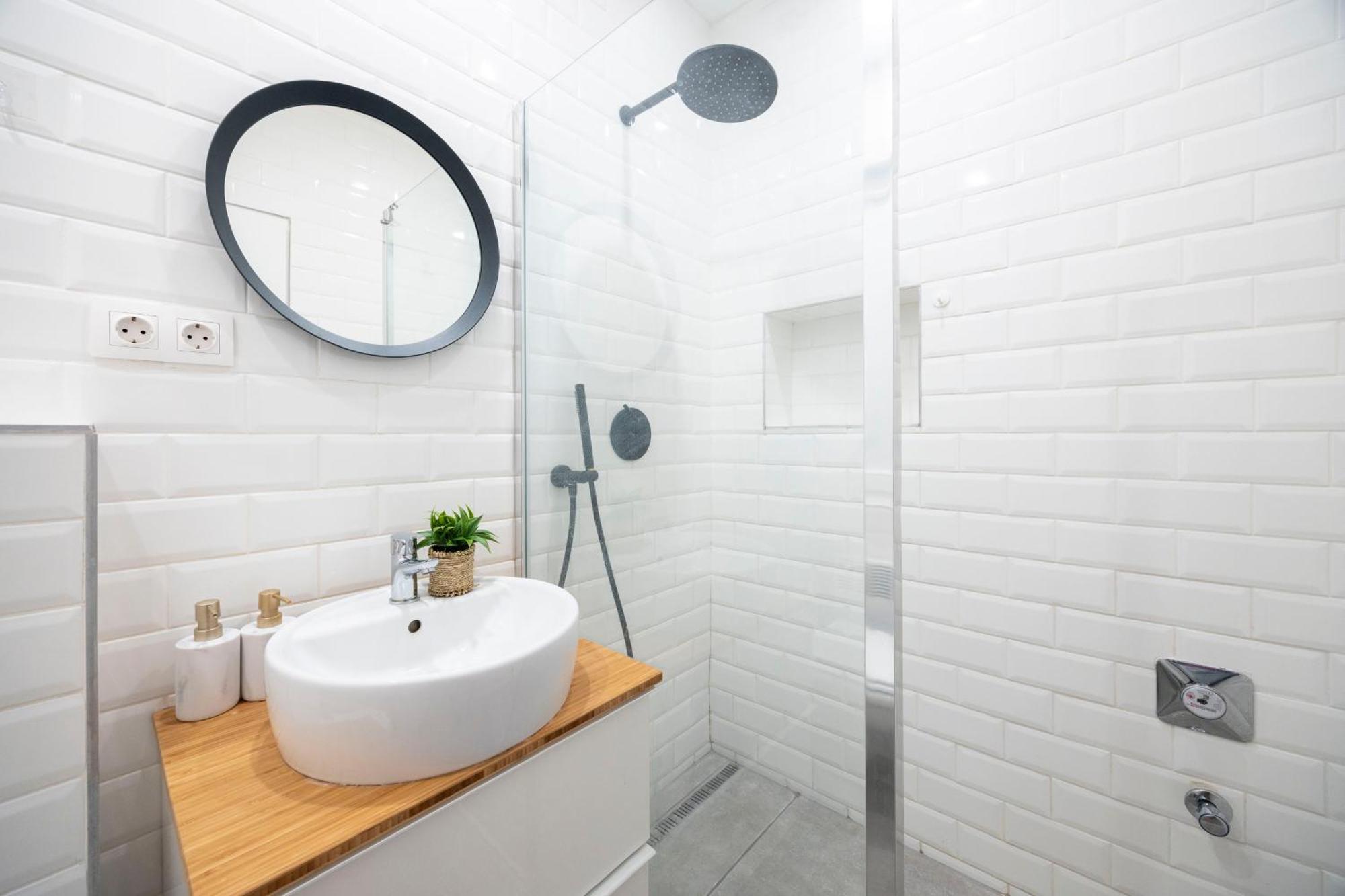 Charming & Cozy Central 1Bedrm Suites Budapest Ngoại thất bức ảnh