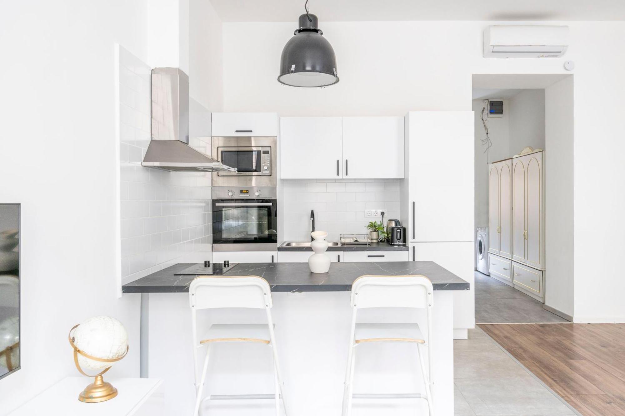 Charming & Cozy Central 1Bedrm Suites Budapest Ngoại thất bức ảnh